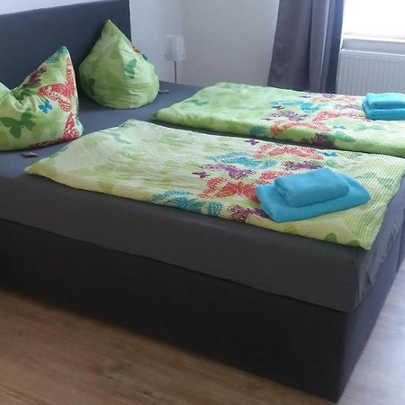 Bed And Breakfast Zeulenroda Екстериор снимка