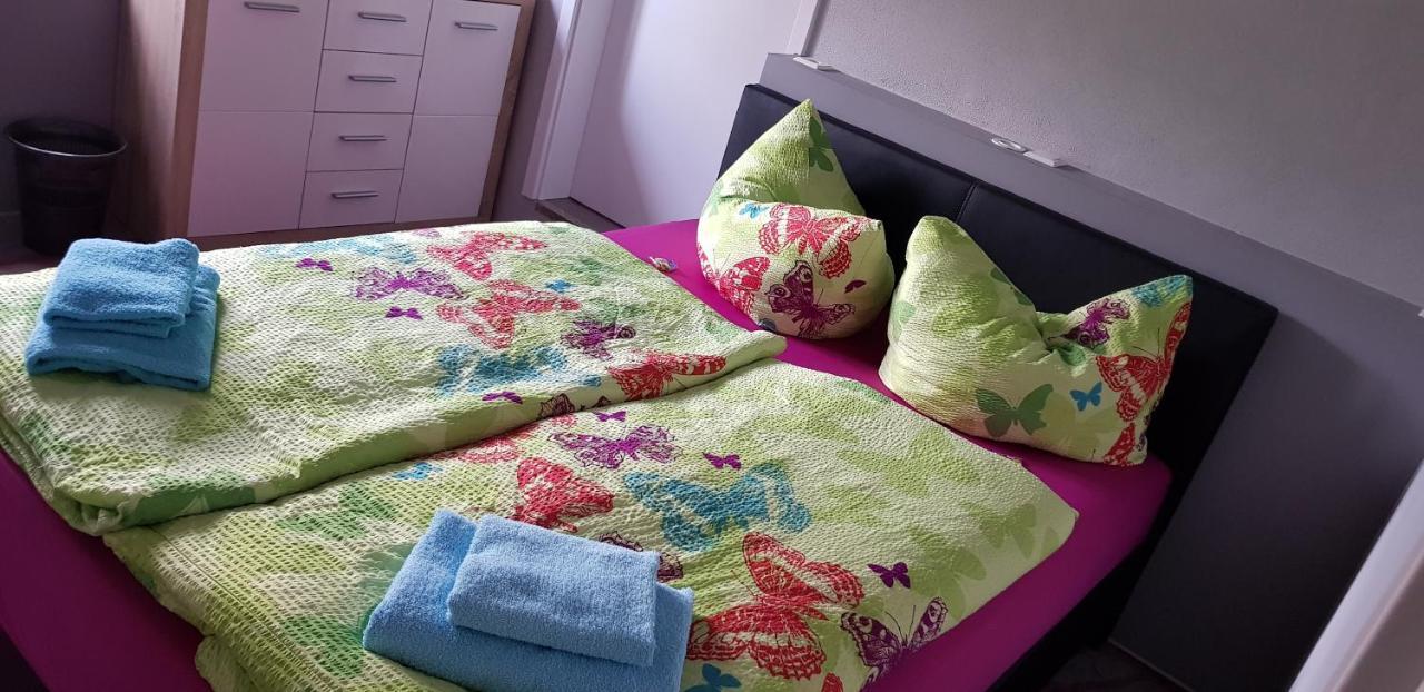 Bed And Breakfast Zeulenroda Екстериор снимка