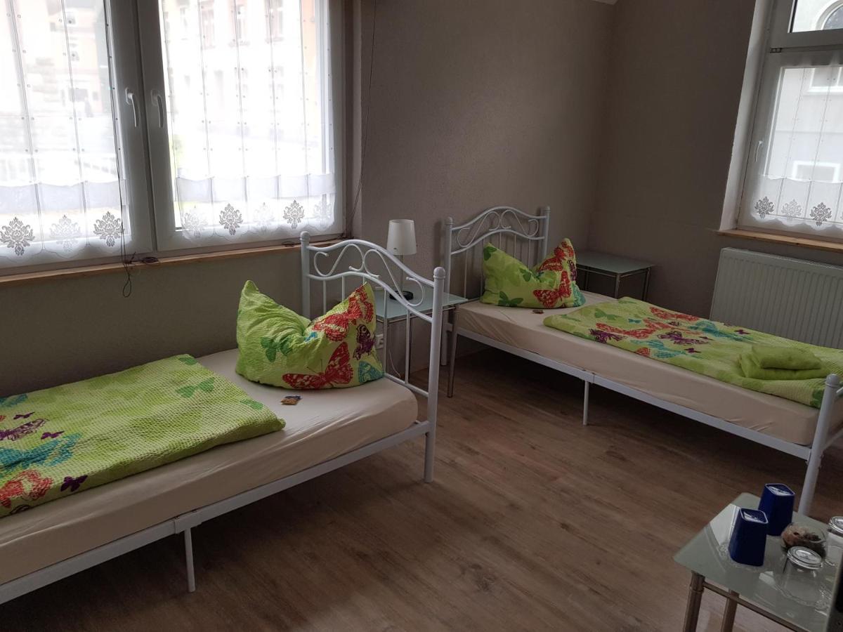 Bed And Breakfast Zeulenroda Екстериор снимка