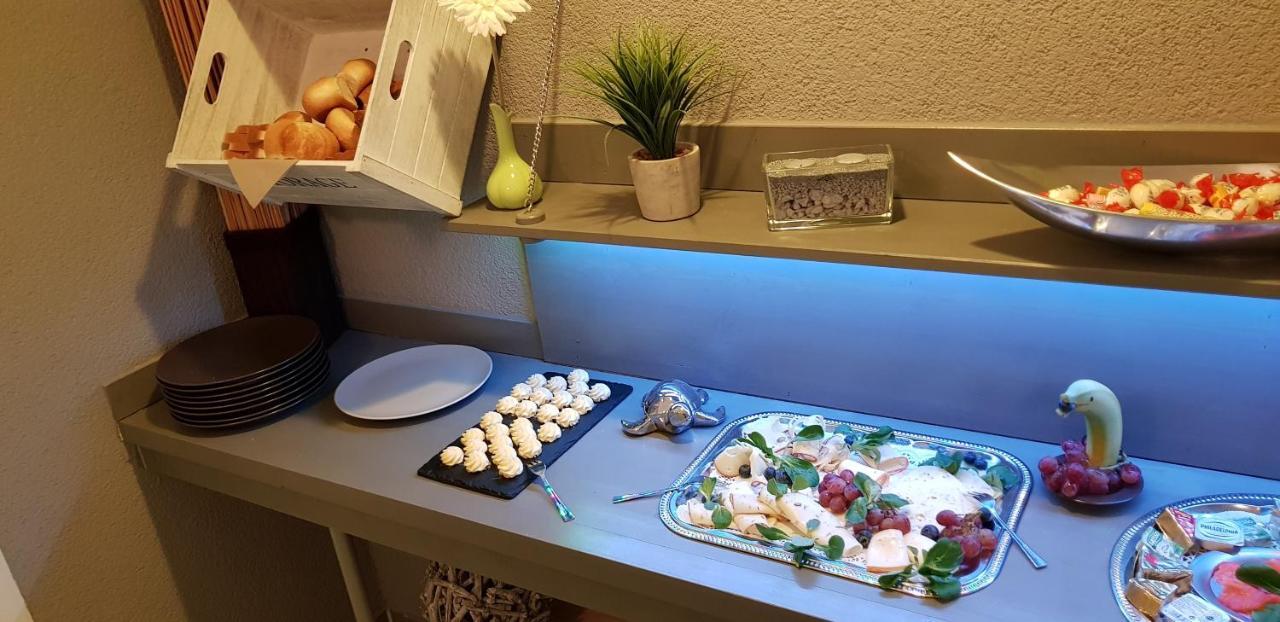 Bed And Breakfast Zeulenroda Екстериор снимка