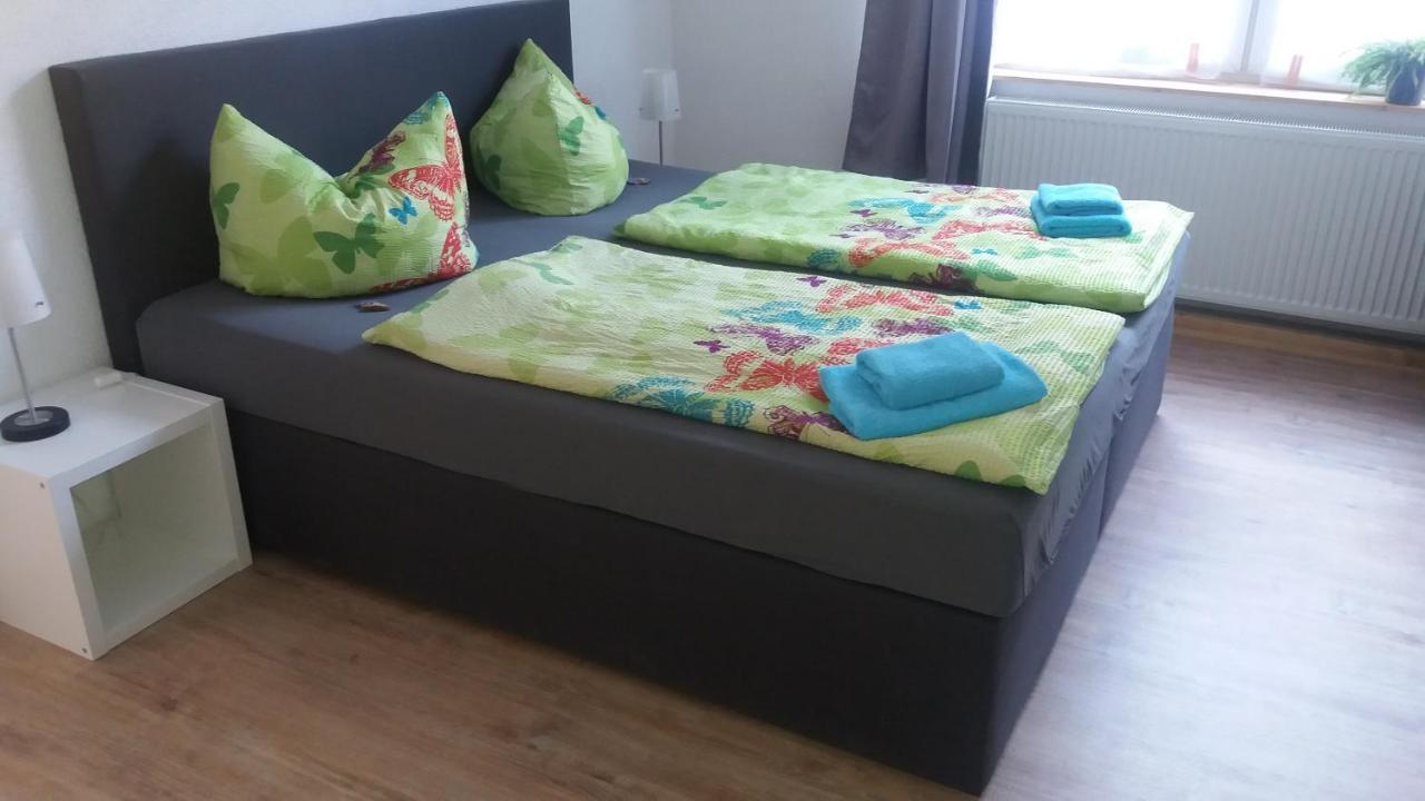 Bed And Breakfast Zeulenroda Екстериор снимка